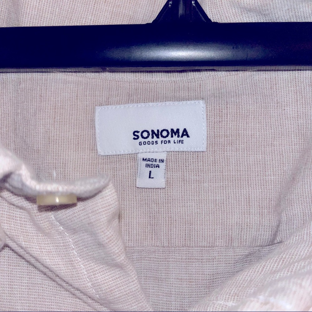 Sonoma Men’s button down shirt. Size L